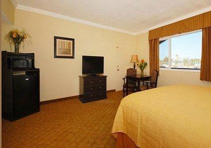 Hollies Hotel & Suites Calexico Bilik gambar
